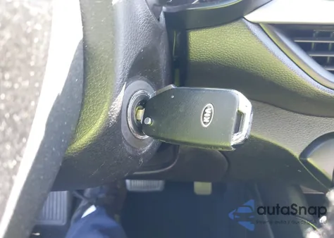 2020 Kia Forte Lxs из США, поврежденный, VIN 3KPF24AD3LE147924